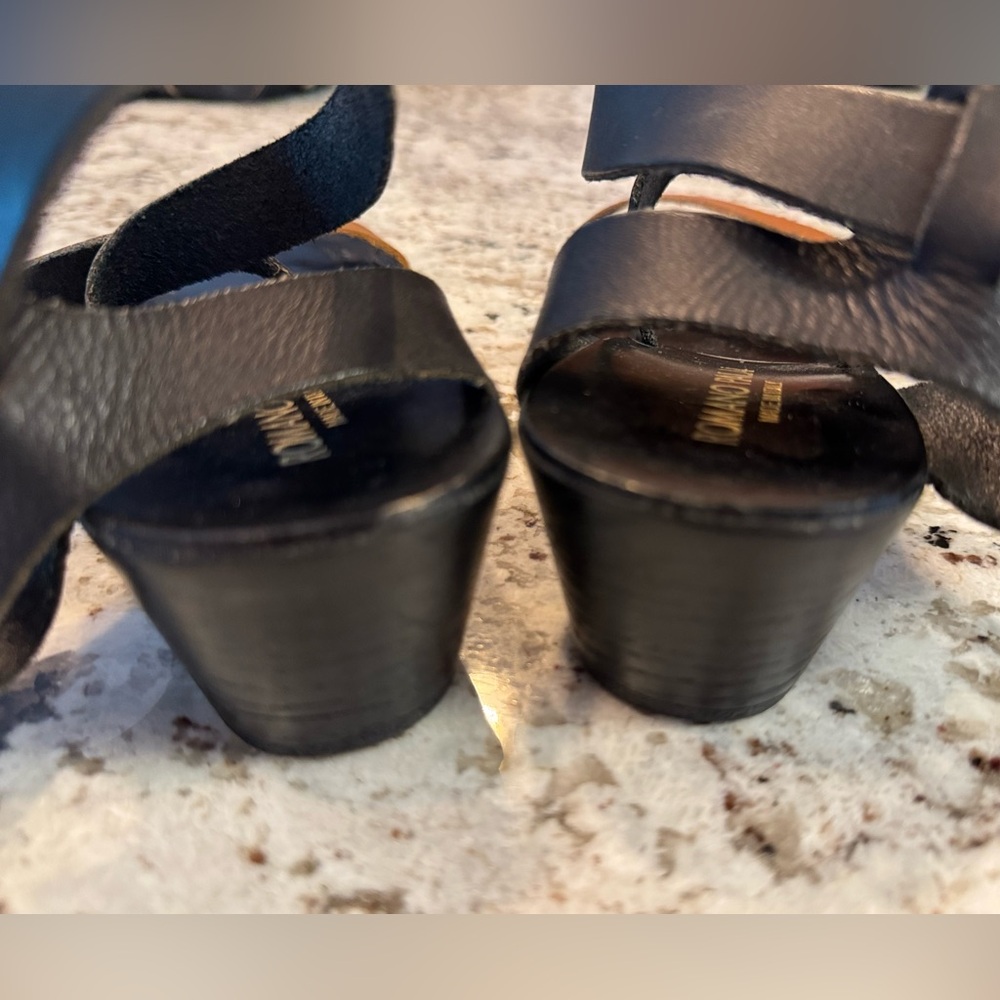 Stylish Leather Wedge Sandals - Picture 5 of 6